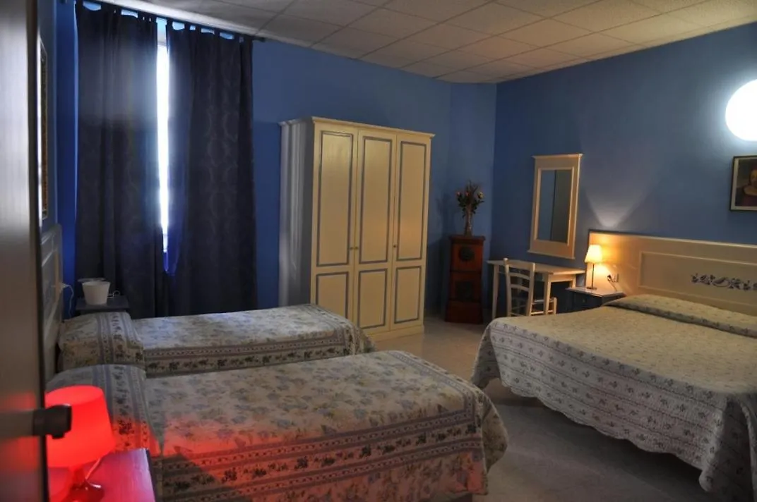 Hotel Regina Florencia 0*,  Italia